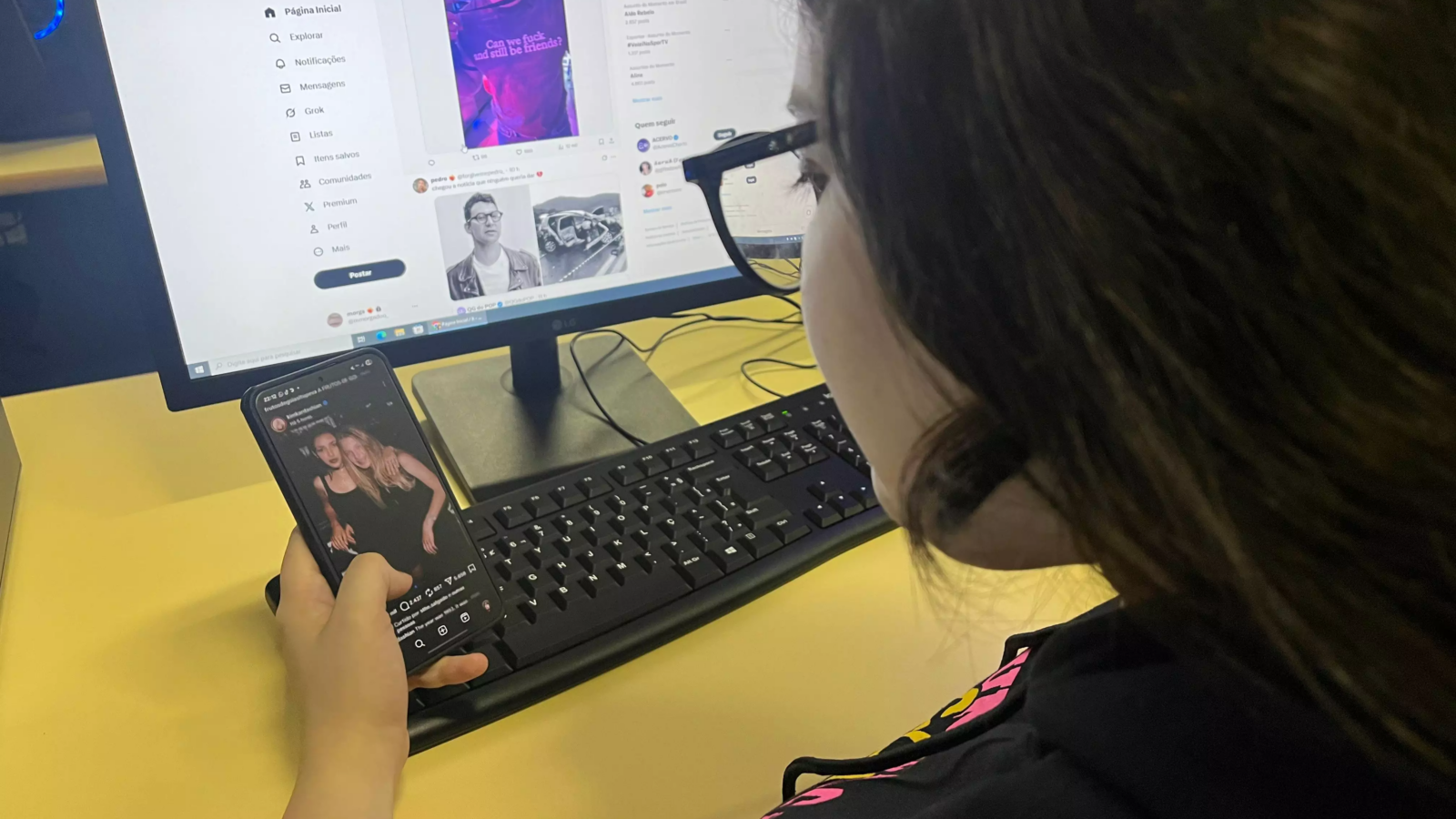 Uso excessivo de telas intensifica casos de ansiedade e depressão entre jovens